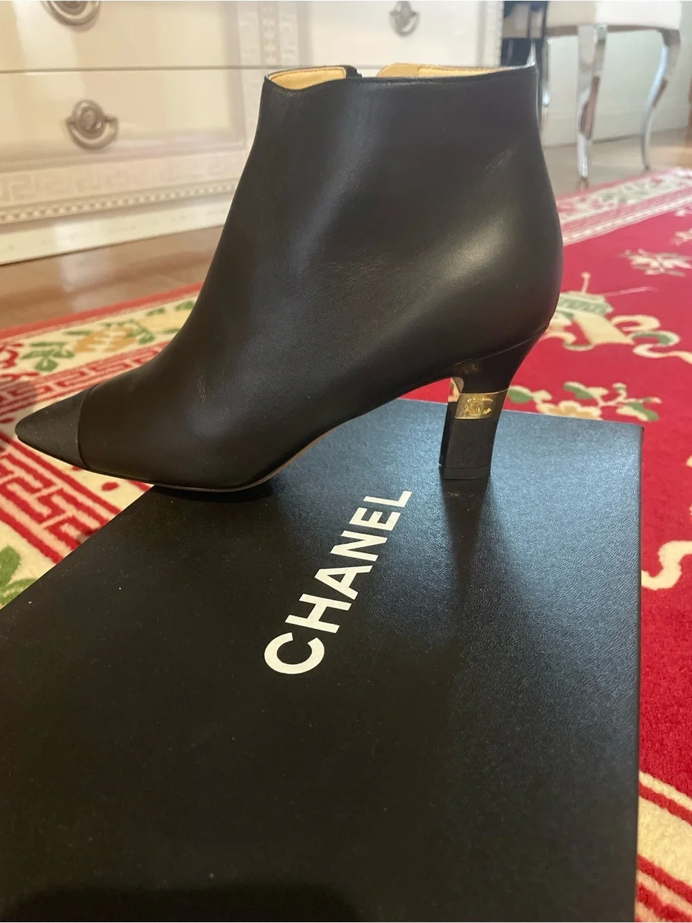CHANEL Black Leather Ankle Booties with Gold Heel Band!Size 38,5 but runs 37.5
